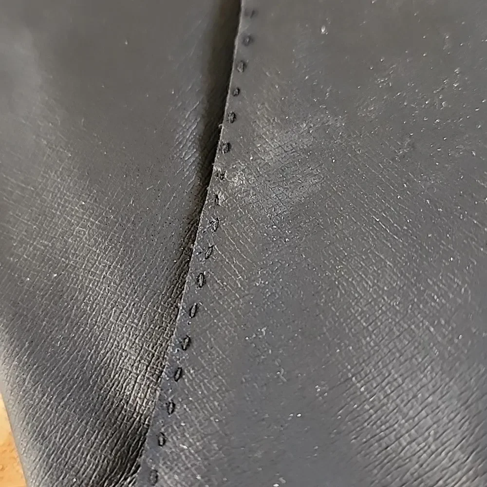Vintage Luxury Handstitched Grandoe matte  Black Pleated Button Detail Gloves